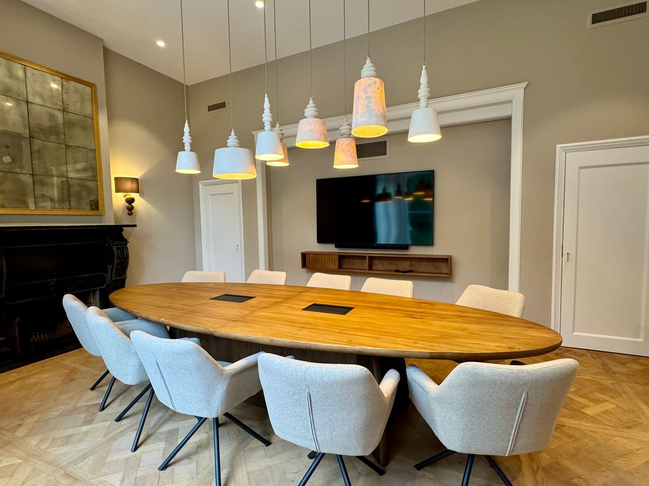 Salon 4 Johanna van Brabant - TV scherm