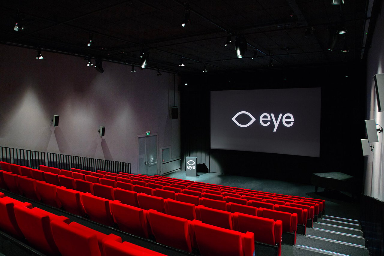 Cinema 2 - vanaf de achterkant