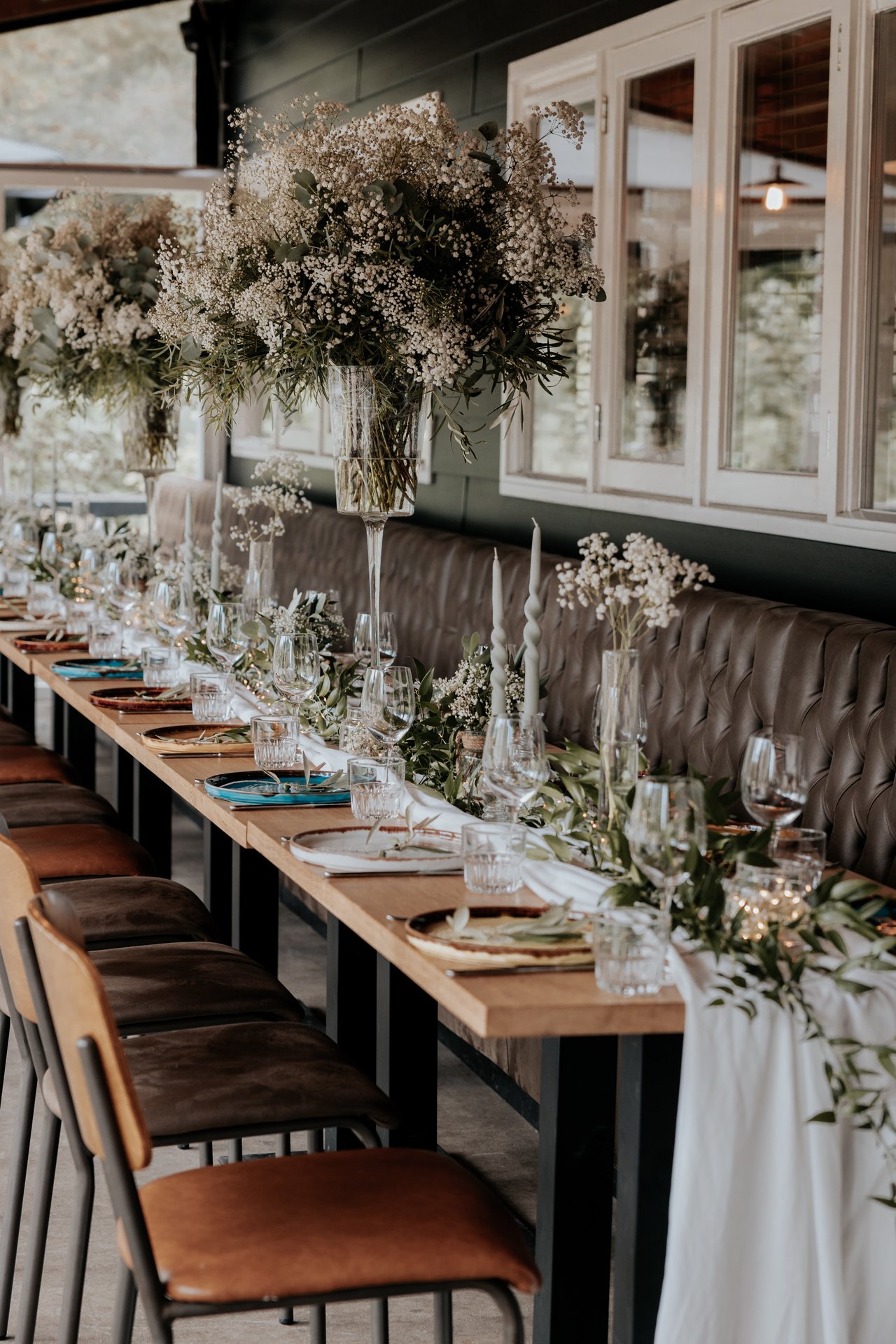 TROUWEN TASMAN - Diner veranda geheel.jpg