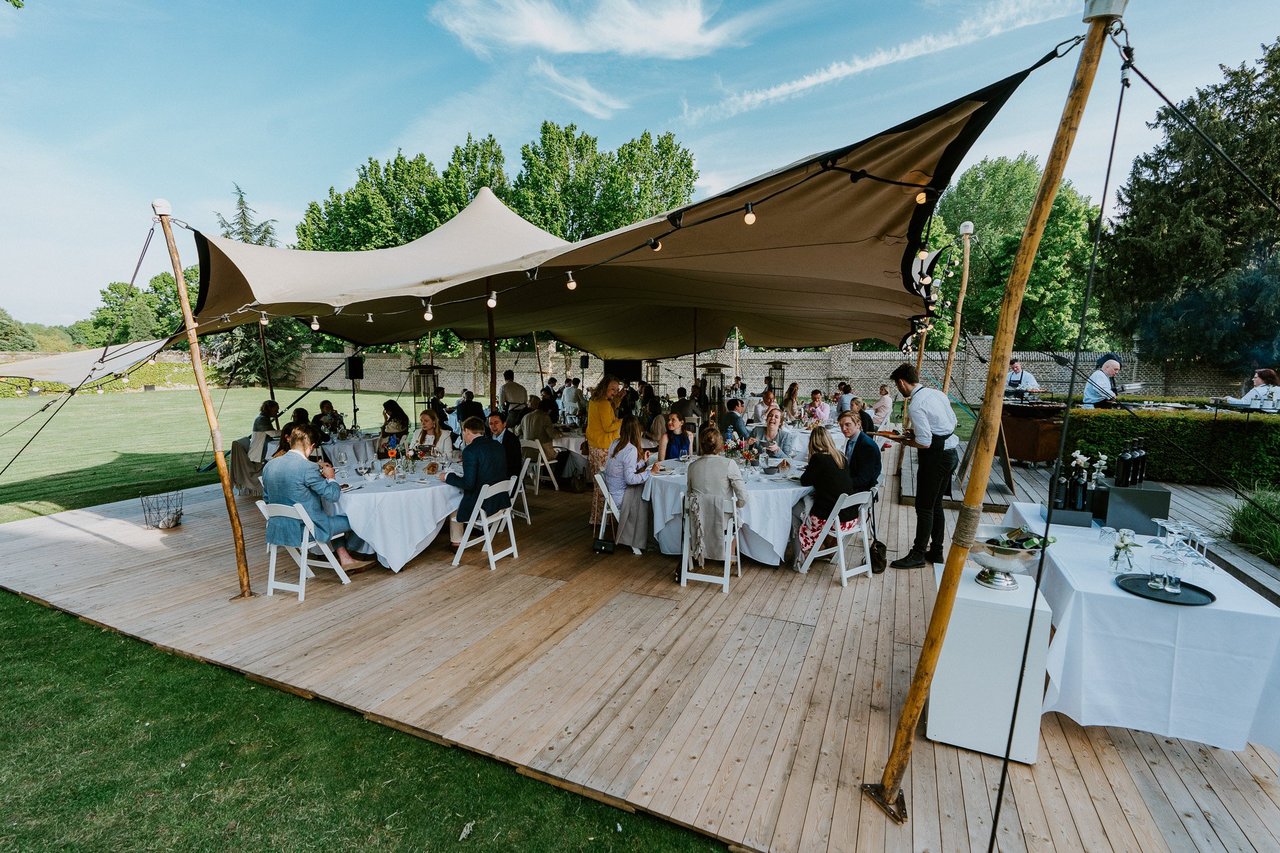 Ronde tafel opstelling stretchtent