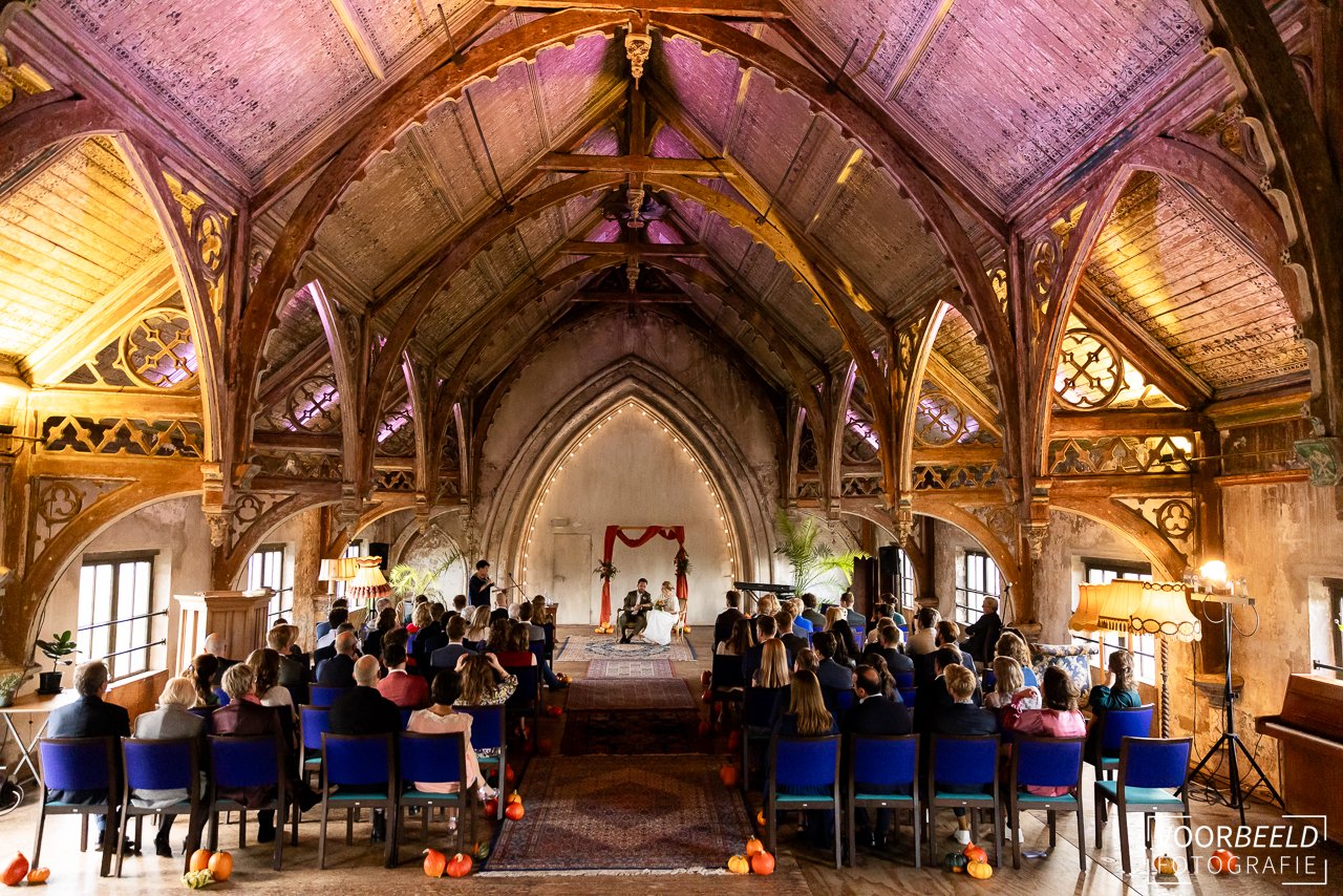 Trouwceremonie in Het Hemelrijck Metaal Kathedraal Utrecht