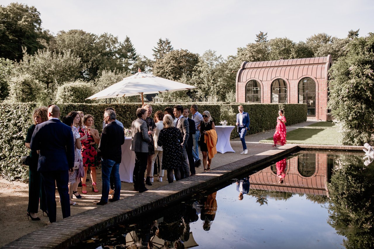 Borrel buiten