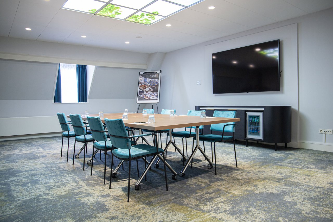 Hertog-van-Brunswijk---Boardroom---02