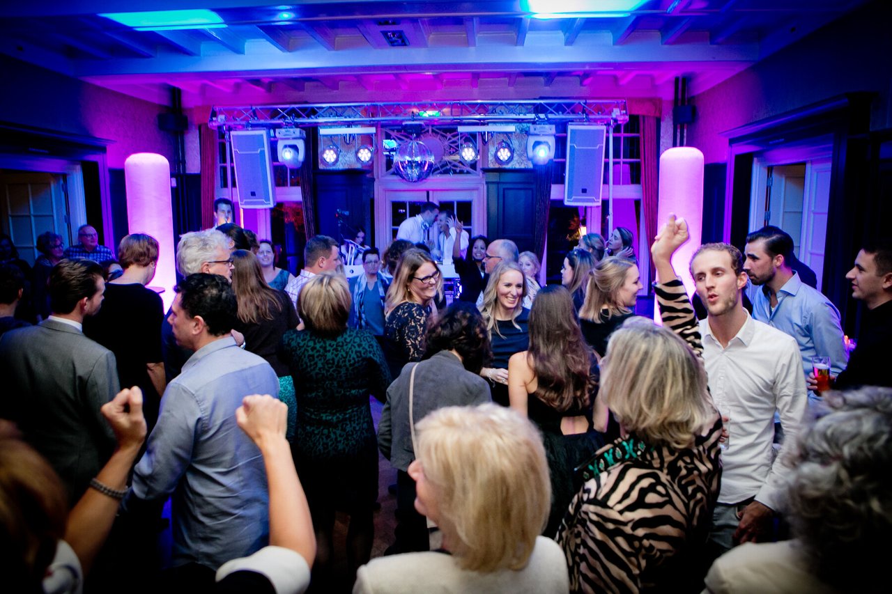 Feest in de Hall van Kasteel De Hooge Vuursche