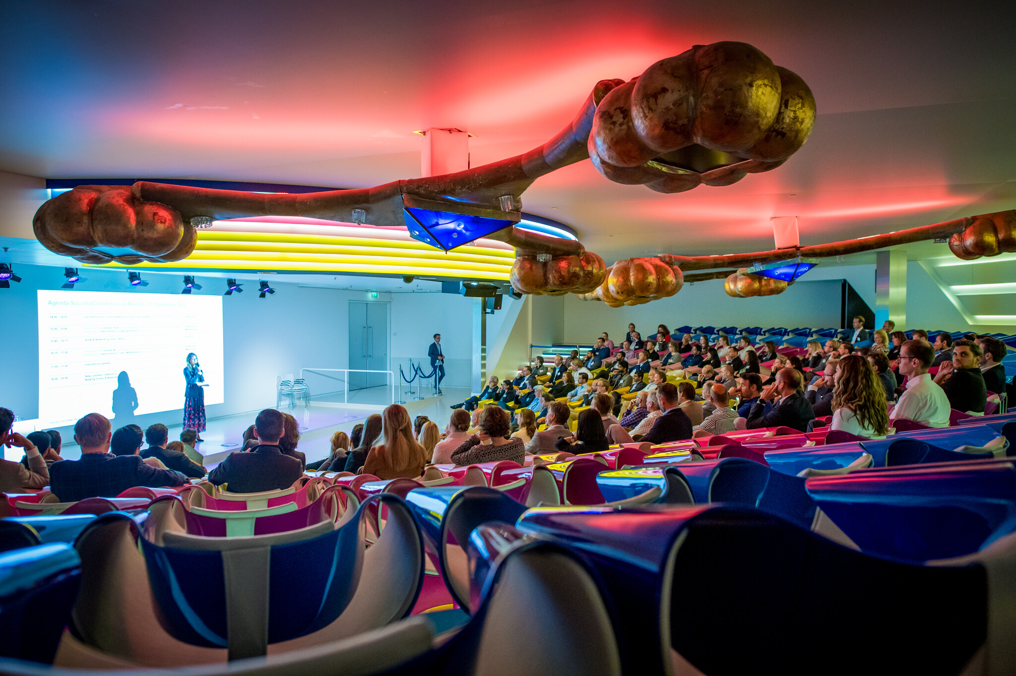 Media-Plaza---Auditoriumgebied---Auditorium--5-