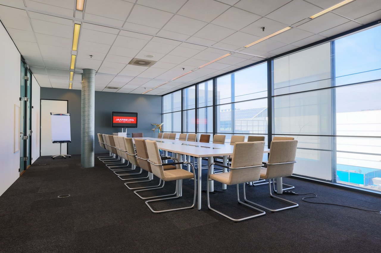 Media-Plaza---Breakout-Room-5--2-
