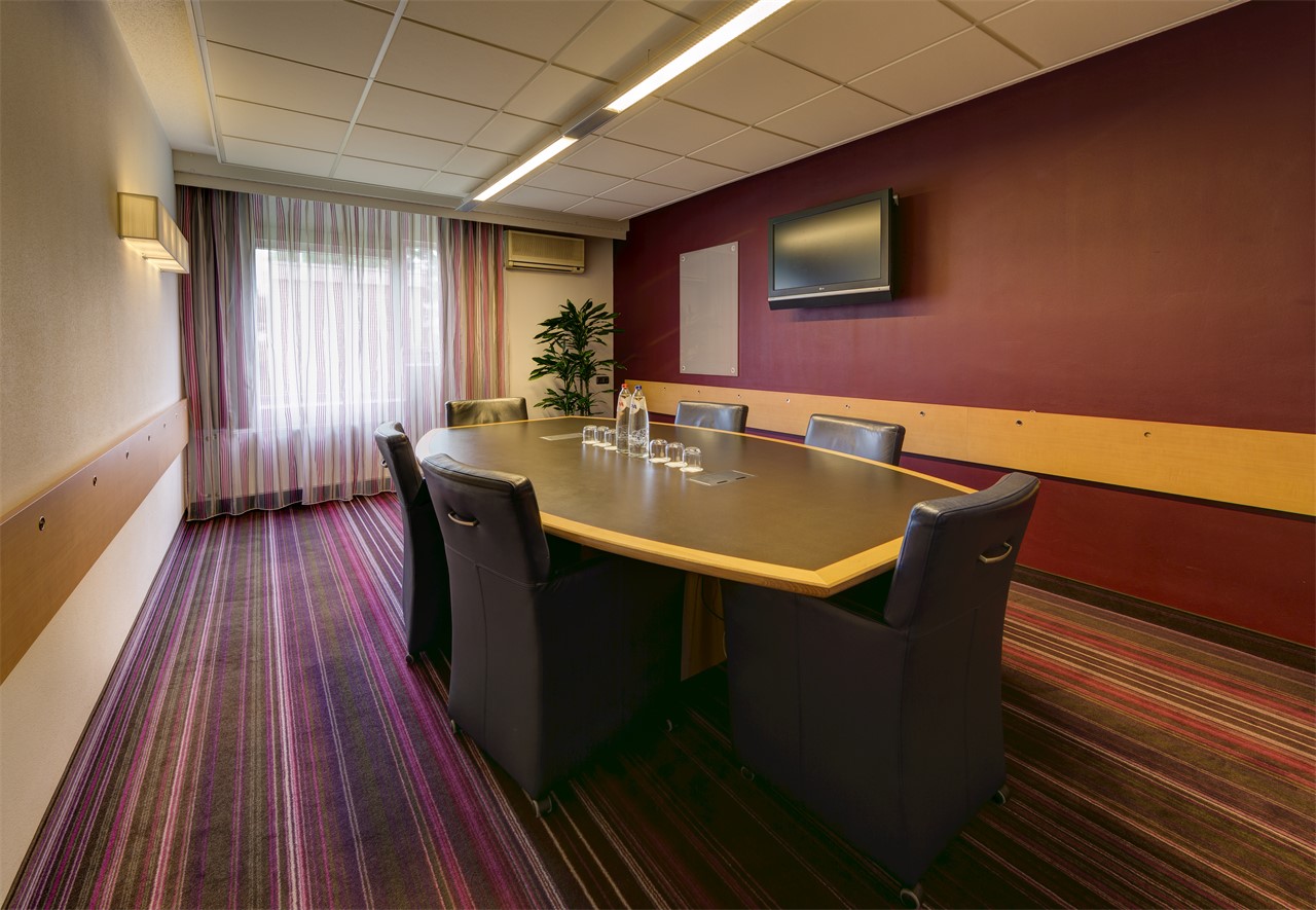 Boardroom 2 (1)