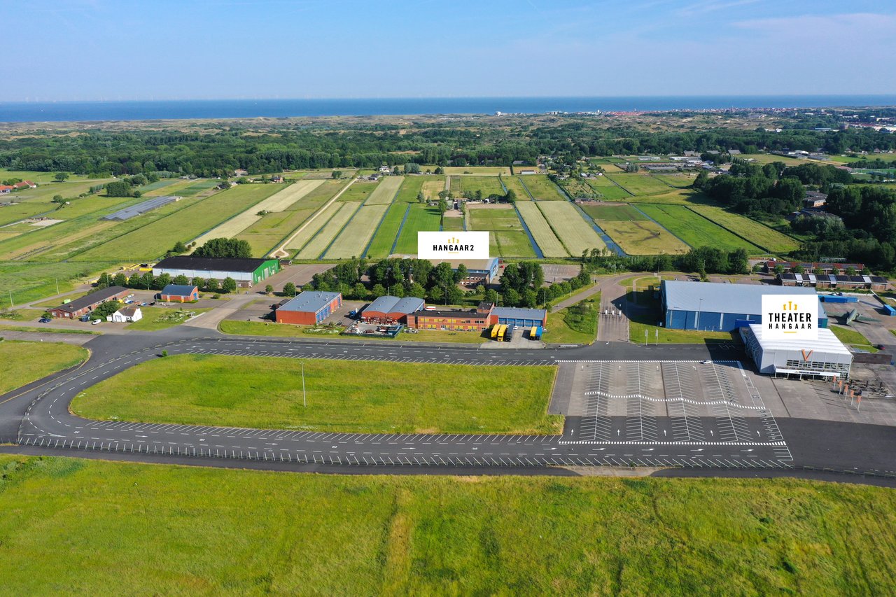 Luchtfoto evenementenlocatie TheaterHangaar & Hangaar2