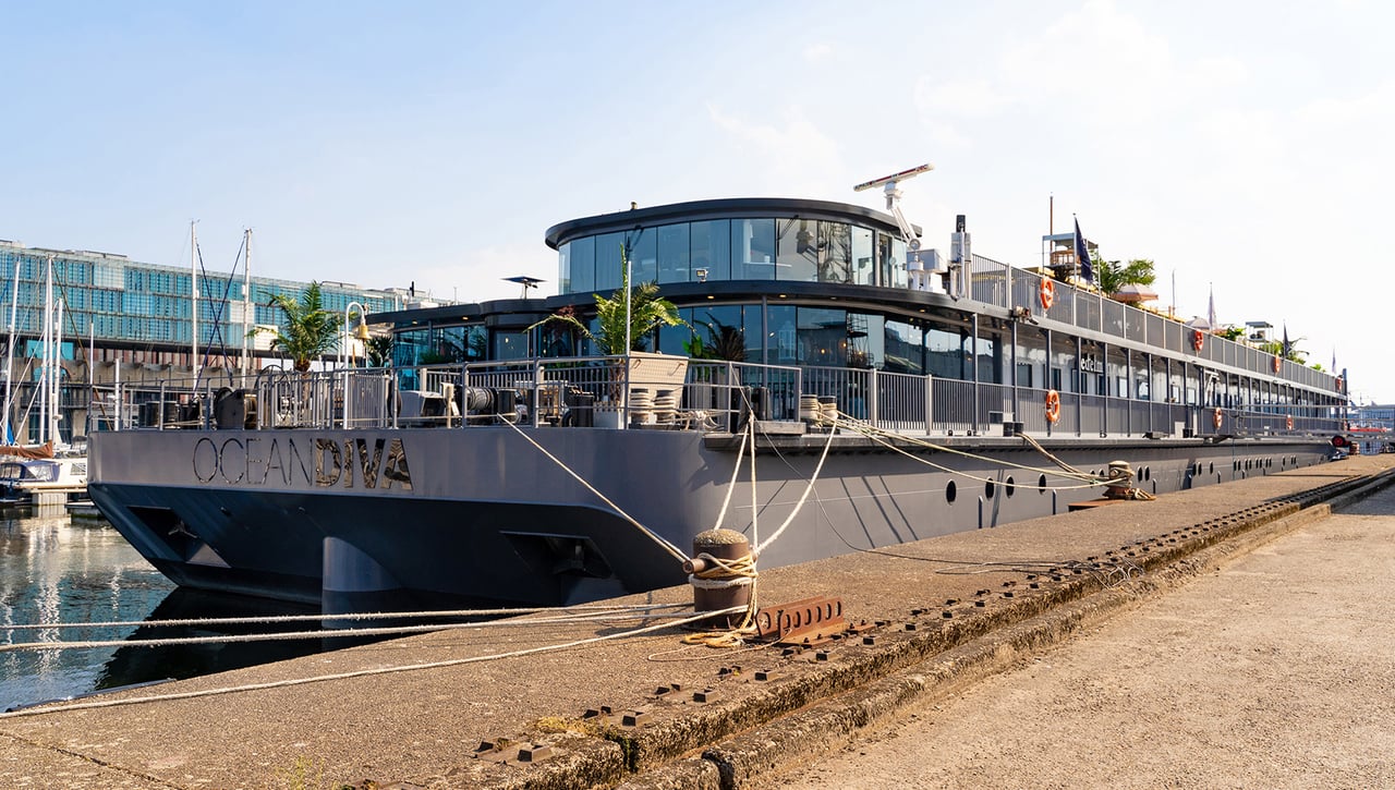 Oceandiva roadshow organiseren - schip exterieur