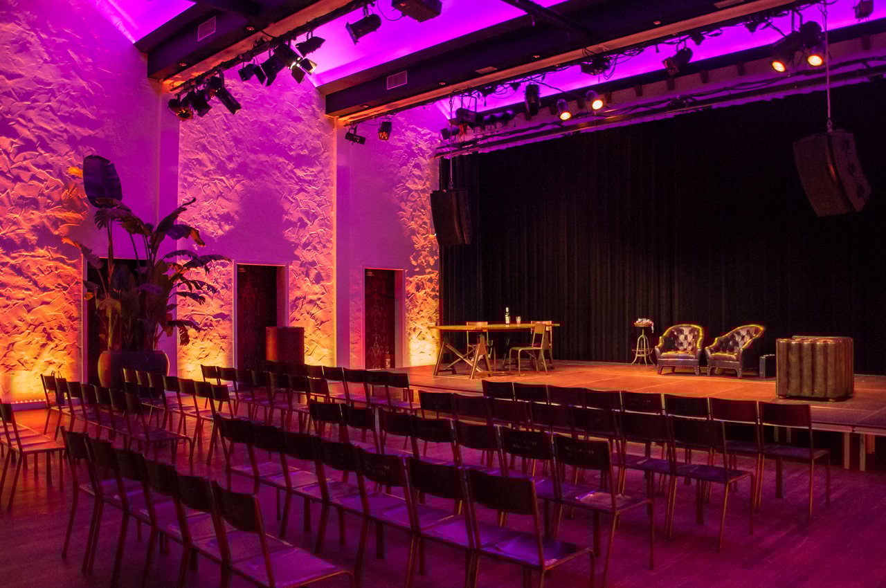TOBACCO -Theaterzaal Theateropstelling